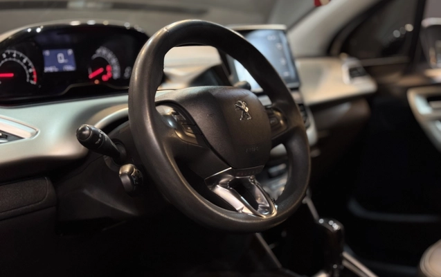 imagem-https://www.socarrao.com.br/sc-vehicle-images-prod/3740367/1788983807637-1_102813.jpg