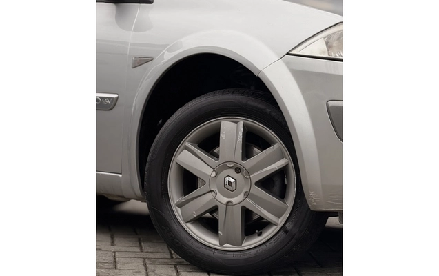 imagem-https://www.socarrao.com.br/sc-vehicle-images-prod/3740411/1788983905666-1_055430.jpg