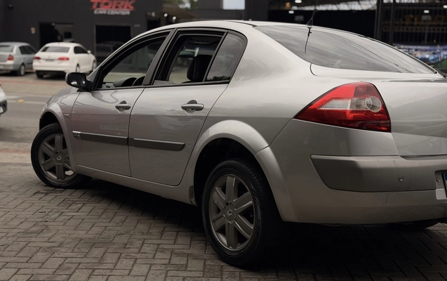 imagem-https://www.socarrao.com.br/sc-vehicle-images-prod/3740411/1788983905671-1_055433.jpg