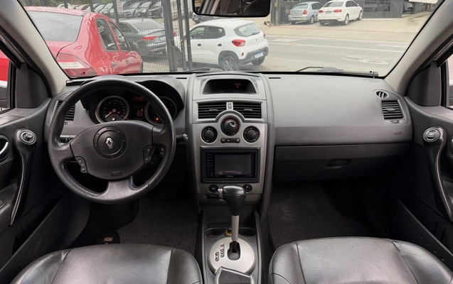 imagem-https://www.socarrao.com.br/sc-vehicle-images-prod/3740411/1788983905681-1_055439.jpg