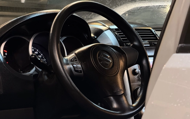 imagem-https://www.socarrao.com.br/sc-vehicle-images-prod/3740414/1788983920447-1_063631.jpg