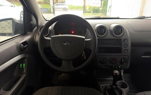 imagem-https://www.socarrao.com.br/sc-vehicle-images-prod/3740415/1789563513341-8423423_12_B_bf7757f9f9.jpeg