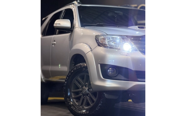 imagem-https://www.socarrao.com.br/sc-vehicle-images-prod/3740418/1788983954105-1_093405.jpg