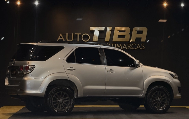 imagem-https://www.socarrao.com.br/sc-vehicle-images-prod/3740418/1788983954111-1_093411.jpg