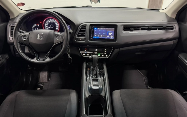 imagem-https://www.socarrao.com.br/sc-vehicle-images-prod/3740419/1788983954557-5_043925.jpg