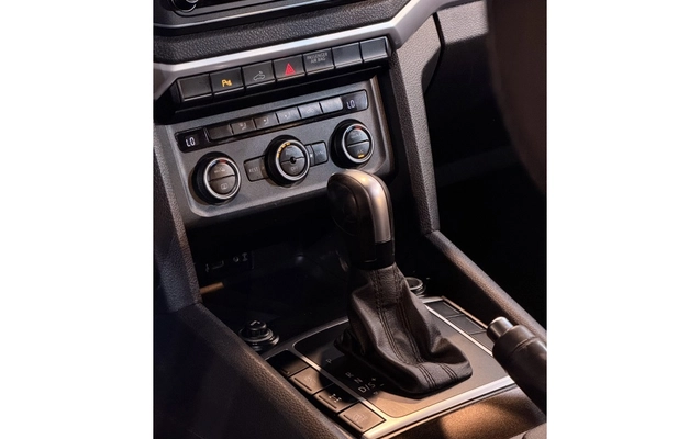 imagem-https://www.socarrao.com.br/sc-vehicle-images-prod/3740421/1788983993119-1_063053.jpg