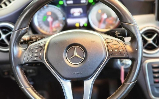 imagem-https://www.socarrao.com.br/sc-vehicle-images-prod/3740425/1789067770603-8433627_9_B_2f167348c2.jpeg
