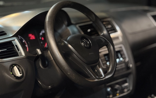 imagem-https://www.socarrao.com.br/sc-vehicle-images-prod/3740429/1788984052198-1_014057.jpg