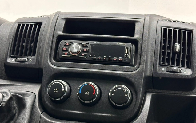 imagem-https://www.socarrao.com.br/sc-vehicle-images-prod/3740432/1788984082612-e64ea5b19b6244dd93341f768b578e96_1788982945819.jpg