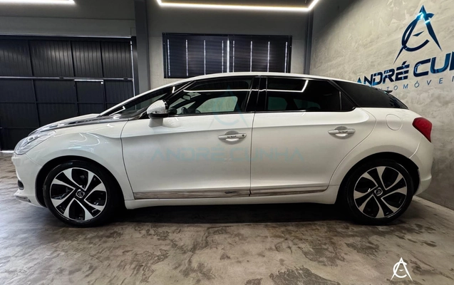 imagem-https://www.socarrao.com.br/sc-vehicle-images-prod/3740435/1789677988767-fdd4301f9d6f45ada376aaccd6db1a70_1788984074787.jpg