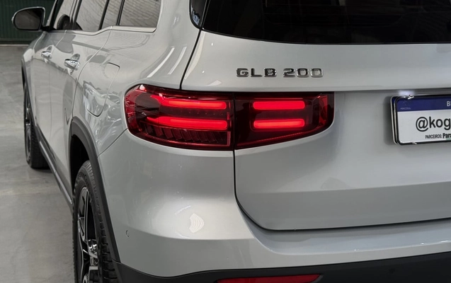 imagem-https://www.socarrao.com.br/sc-vehicle-images-prod/3740562/1789505898980-vehicle_image_1788984142_963abd0d8f0c79d6c1100fb6097871db.jpeg