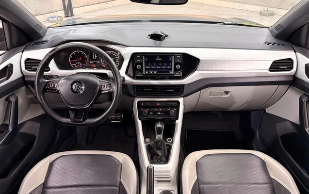 imagem-https://www.socarrao.com.br/sc-vehicle-images-prod/3740627/1789131073008-8459490_14_B_3349af5f7d.jpeg