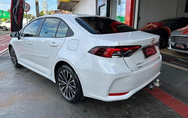imagem-https://www.socarrao.com.br/sc-vehicle-images-prod/3740761/1788985238745-8459904_12_B_38a8cb5773.jpeg