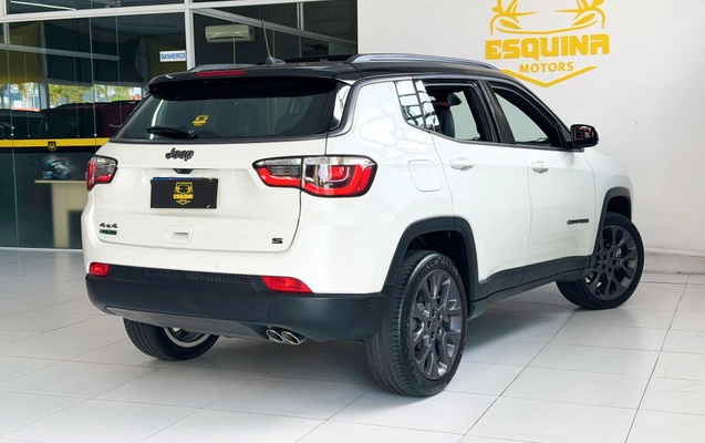imagem-https://www.socarrao.com.br/sc-vehicle-images-prod/3740782/1788984926341-d833f0bdf7f1485b8f4c4eea61825eba_1788984885435.jpg