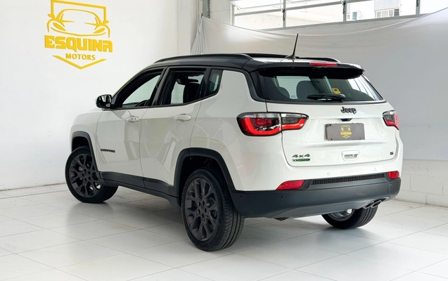 imagem-https://www.socarrao.com.br/sc-vehicle-images-prod/3740782/1788984926343-9a8277c9399d4f6ea2a5cad67bb7c8f6_1788984887749.jpg