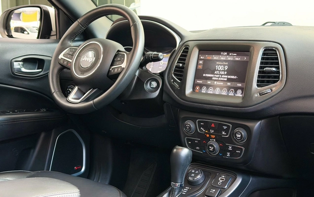 imagem-https://www.socarrao.com.br/sc-vehicle-images-prod/3740782/1788984926346-bd7c0b2b876a4f65b5a66d5e6438c864_1788984892385.jpg