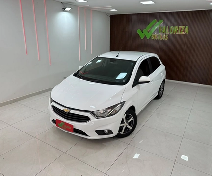 Chevrolet Onix 2018 Branco — foto 1 de 3