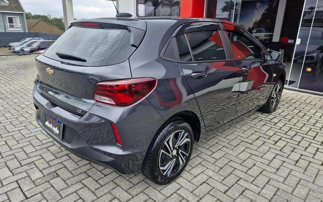 imagem-https://www.socarrao.com.br/sc-vehicle-images-prod/3740836/1788985128773-8446157_16_B_8d41d4286b.jpeg
