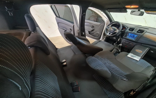 imagem-https://www.socarrao.com.br/sc-vehicle-images-prod/3740876/1789838744591-RXh0cmEgKDMpLmpwZw.jpg