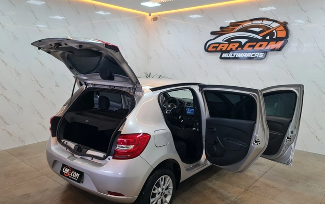 imagem-https://www.socarrao.com.br/sc-vehicle-images-prod/3740876/1789838745143-MTYuanBn.jpg