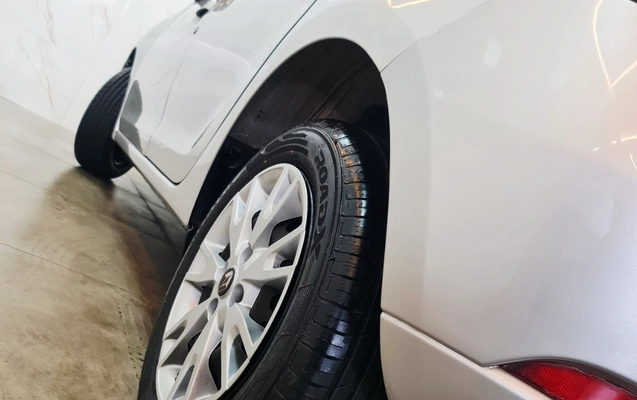 imagem-https://www.socarrao.com.br/sc-vehicle-images-prod/3740876/1789838745192-MTcuanBn.jpg