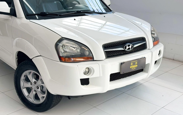 imagem-https://www.socarrao.com.br/sc-vehicle-images-prod/3741035/1788985597383-0fe11a97211e4eef8c05dfe4124955ca_1788985577858.jpg