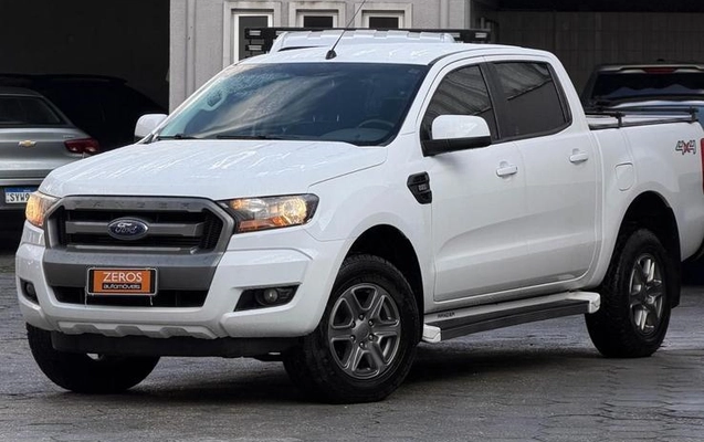 imagem-https://www.socarrao.com.br/sc-vehicle-images-prod/3741124/1789147204293-8461936_14_B_ce3181e9e0.jpeg