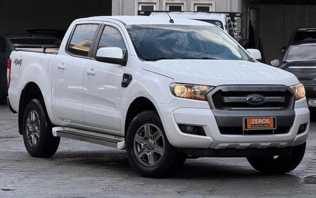 imagem-https://www.socarrao.com.br/sc-vehicle-images-prod/3741124/1789147204301-8461936_16_B_83d6a0c17e.jpeg