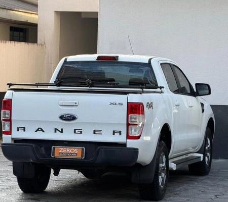 imagem-https://www.socarrao.com.br/sc-vehicle-images-prod/3741124/1789147204310-8461936_13_B_ed551d4412.jpeg