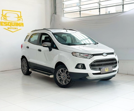 Ford EcoSport 2015 Branco — foto 1 de 3