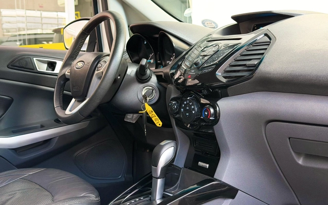 imagem-https://www.socarrao.com.br/sc-vehicle-images-prod/3741259/1788986228712-e36d8aa898264862998d62eddd9e626c_1788986200301.jpg