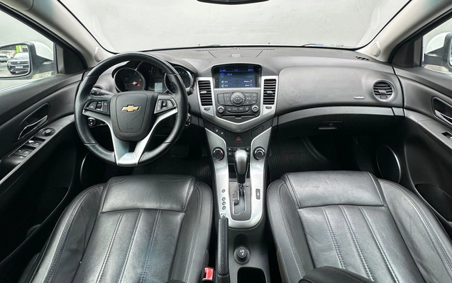 imagem-https://www.socarrao.com.br/sc-vehicle-images-prod/3741394/1788986757288-1f25e01075724432a64103580928bb76_1787237885964.jpg