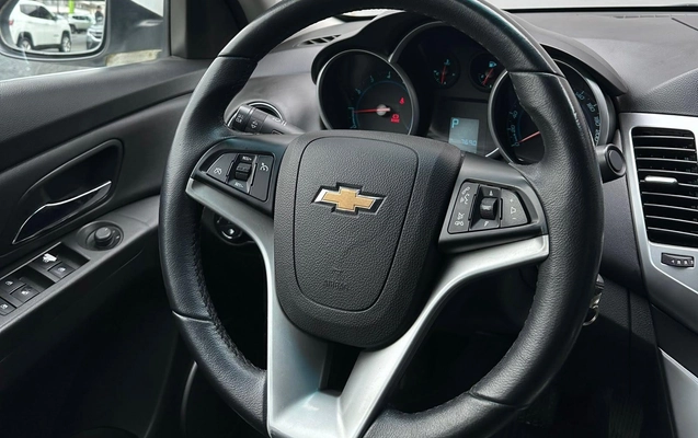 imagem-https://www.socarrao.com.br/sc-vehicle-images-prod/3741394/1788986757290-8989ba517ed94848ade9522f2c9262b6_1787237888917.jpg