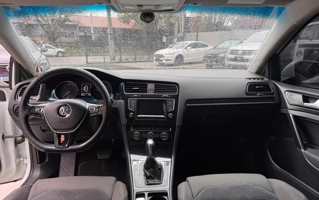 imagem-https://www.socarrao.com.br/sc-vehicle-images-prod/3741518/1789046826927-8461995_5_B_6462b5e8c8.jpeg