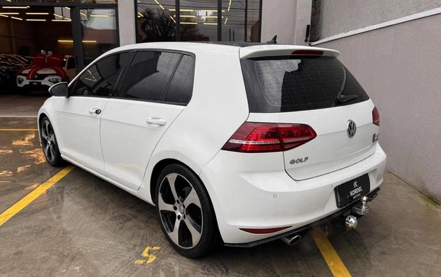 imagem-https://www.socarrao.com.br/sc-vehicle-images-prod/3741518/1789046826937-8461995_10_B_7713cff631.jpeg