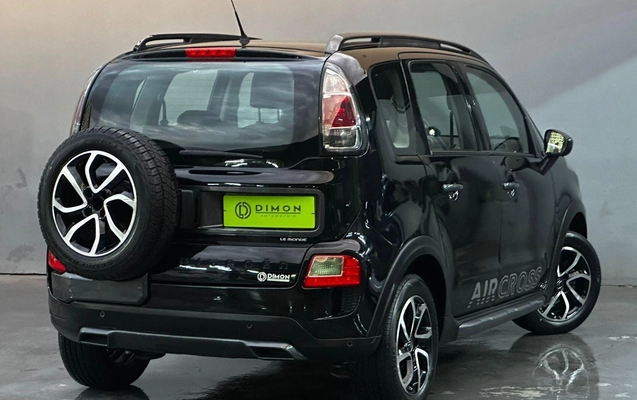 imagem-https://www.socarrao.com.br/sc-vehicle-images-prod/3741551/1788987050000-b2c993d6ad0948598c32b9af61b11ba5_1788987032202.jpg