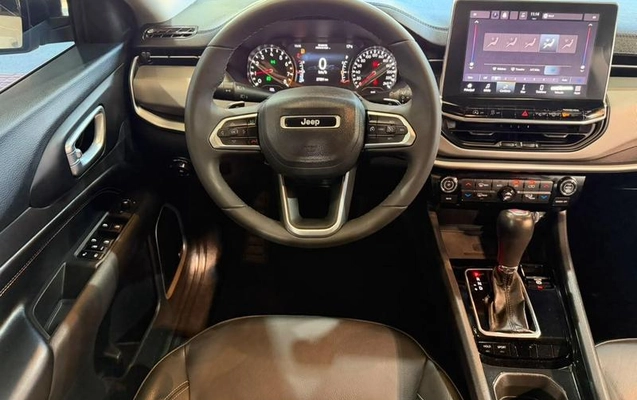 imagem-https://www.socarrao.com.br/sc-vehicle-images-prod/3741591/1789659344583-8462077_16_B_9d694f3858.jpeg