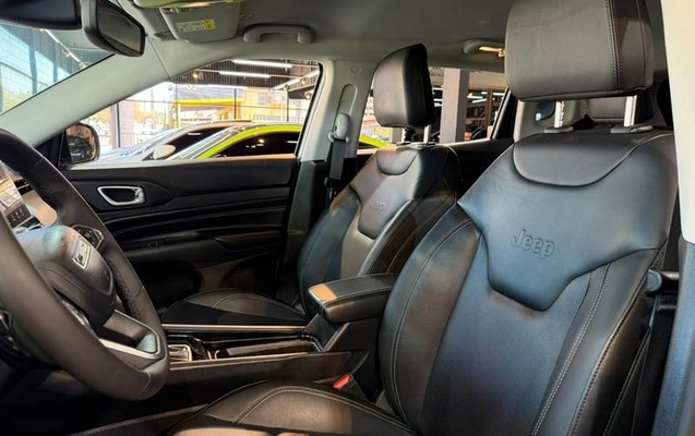 imagem-https://www.socarrao.com.br/sc-vehicle-images-prod/3741591/1789659344588-8462077_11_B_81d265aba1.jpeg