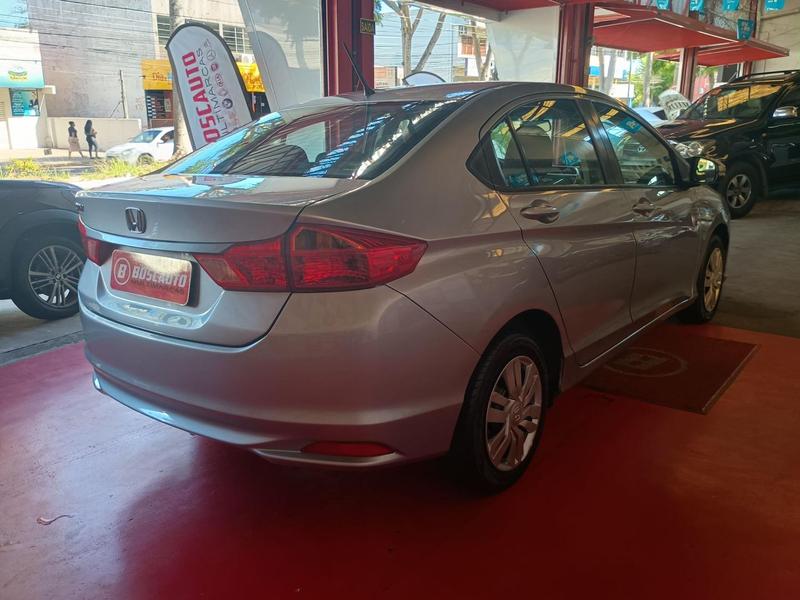 imagem-https://www.socarrao.com.br/sc-vehicle-images-prod/37416/1769988668809-7239257OR_1769630929_20_360.jpg