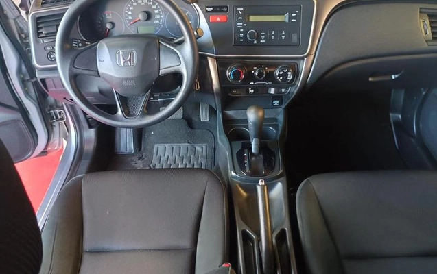 imagem-https://www.socarrao.com.br/sc-vehicle-images-prod/37416/1770294364318-7709907_0_B_9de31726dd.jpeg