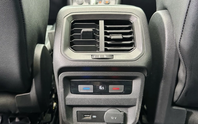 imagem-https://www.socarrao.com.br/sc-vehicle-images-prod/3741631/1788987388051-vehicle_image_1788978887_4cfdf4d0ae05911b648ccee7d3e7a908.jpeg