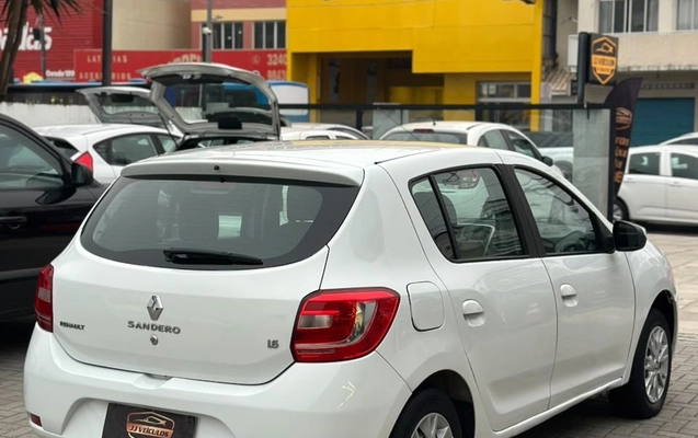 imagem-https://www.socarrao.com.br/sc-vehicle-images-prod/3741647/1788987547810-gb-a497c3d.jpeg