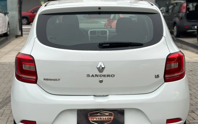 imagem-https://www.socarrao.com.br/sc-vehicle-images-prod/3741647/1788987547812-gb-d813967.jpeg