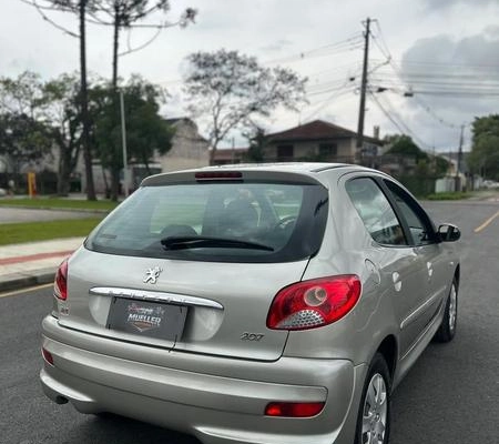 imagem-https://www.socarrao.com.br/sc-vehicle-images-prod/3741648/1789230488291-8450637_9_B_0d0eab0f14.jpeg