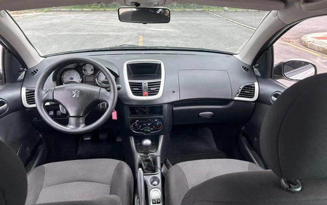 imagem-https://www.socarrao.com.br/sc-vehicle-images-prod/3741648/1789230488299-8450637_8_B_ef634e3046.jpeg