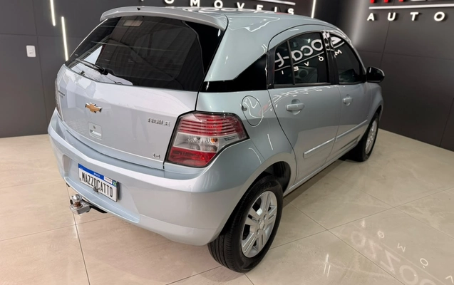 imagem-https://www.socarrao.com.br/sc-vehicle-images-prod/3741659/1789412224235-003_f3d423a31e0a247b3347240f2ad6f9a3.jpeg