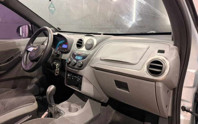 imagem-https://www.socarrao.com.br/sc-vehicle-images-prod/3741659/1789412224238-003_cfbfb9f87cc42441ceeb0f0182b8fc87.jpeg
