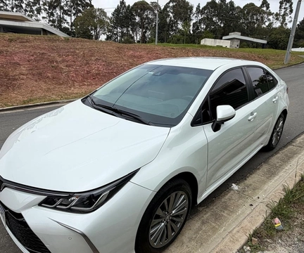 Toyota Corolla 2025 Branco — foto 1 de 3
