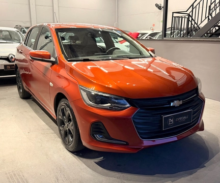 Chevrolet Onix 2020 Laranja — foto 1 de 3
