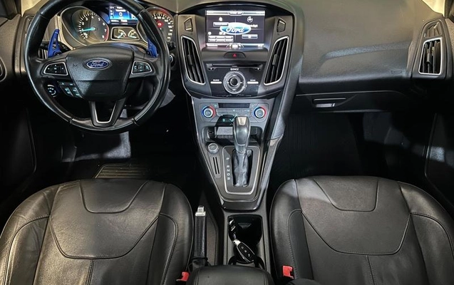 imagem-https://www.socarrao.com.br/sc-vehicle-images-prod/3741979/1789148919175-8394861_7_B_e7594f0688.jpeg